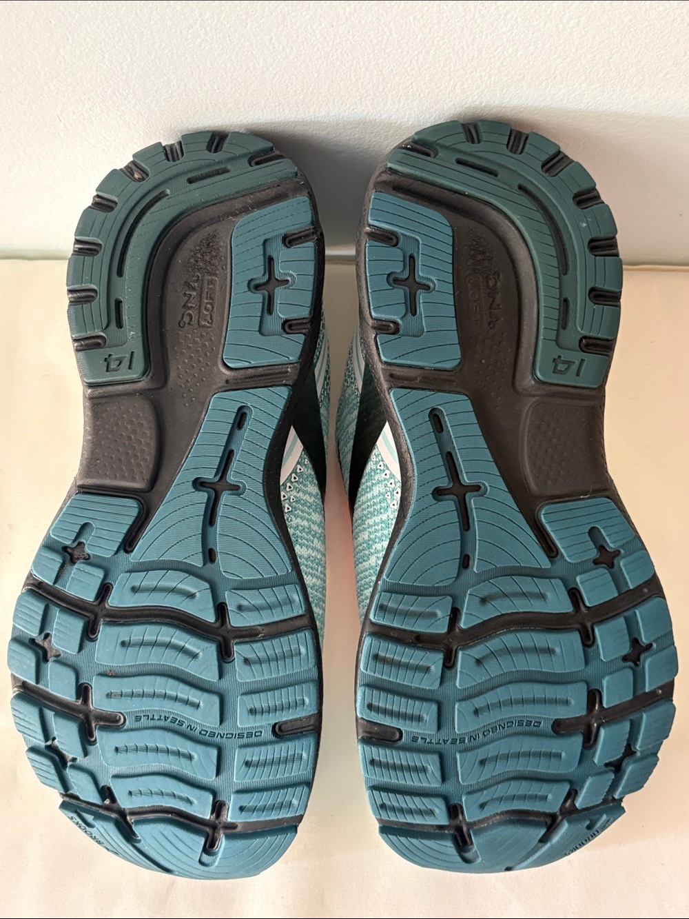 Brooks Women’s Ghost 14 Neutral Running Shoes — Light Blue with Pink Laces. - Picture 11 of 15